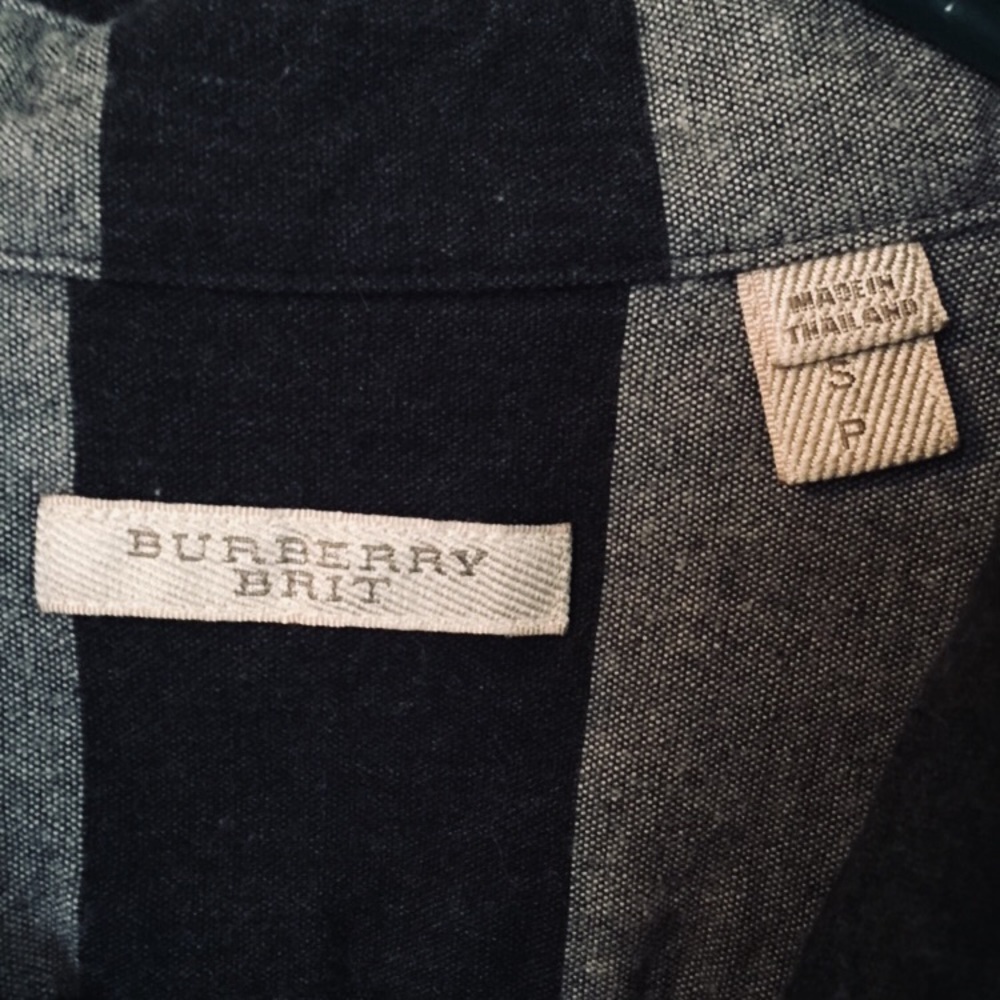 SOLD-BURBERRY BRIT EXPLODED CHECK BUTTON DOWN - Picture 8 of 8